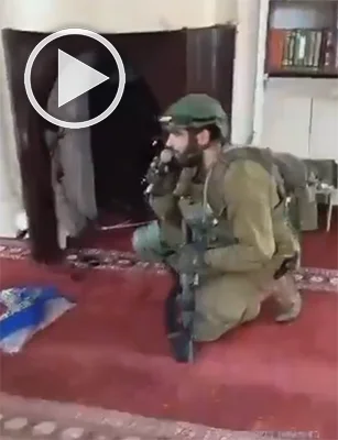 Israel hörte vom Muezzin der Moschee im Herzen von Jenin
