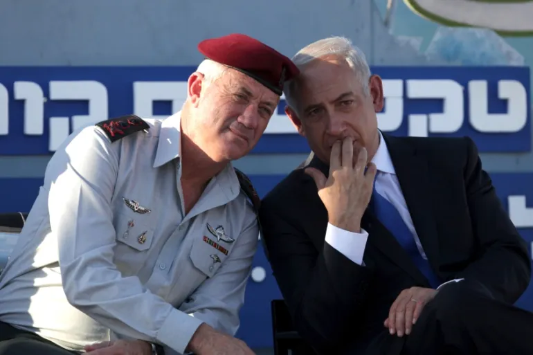 Généraux israéliens - Pionniers du gauchisme dans l'armée